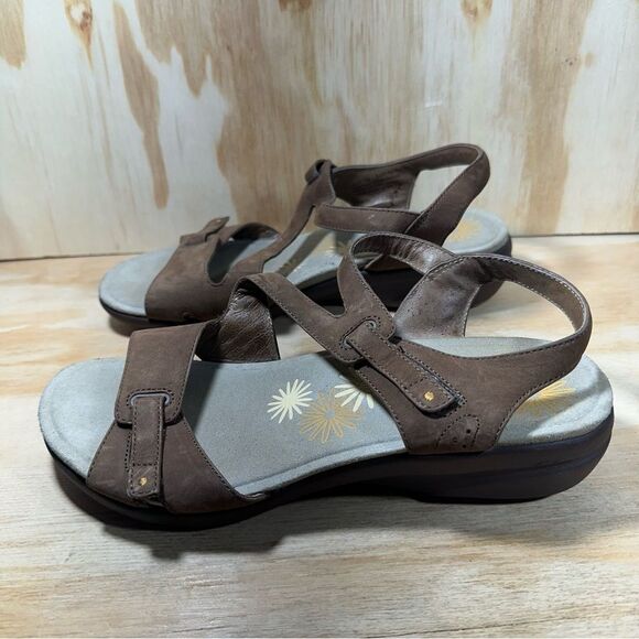 Dansko Irene Brown Sandals Women’s Size 8.5 - Picture 1 of 8